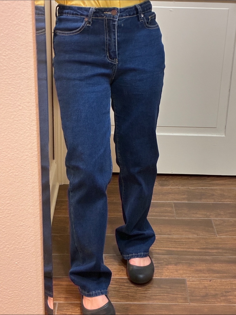 BAMBOO Women's Straight-Leg Jeans in Dark Blue, Waist 28, Size 9, Inseam 29.5